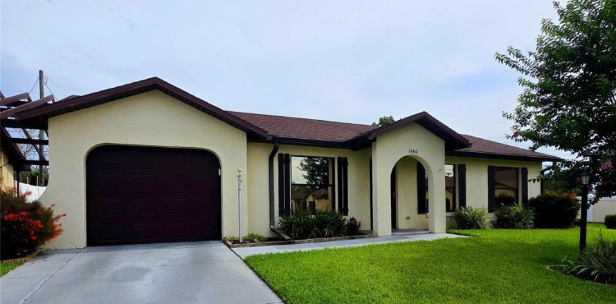 House in Haines City, Florida 2 bedrooms, 85.93 sq.m. № 2108041