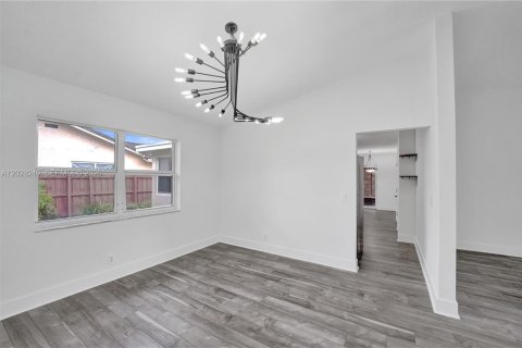 Casa en venta en Dania Beach, Florida, 3 dormitorios, 183.76 m2 № 2177287 - foto 14
