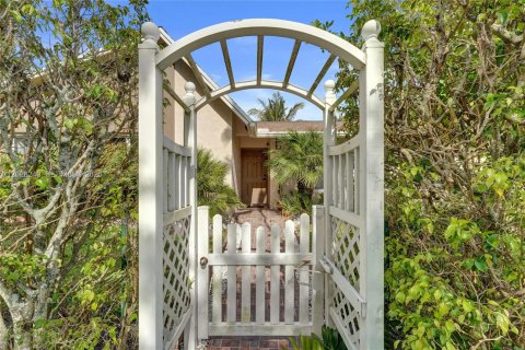 Casa en venta en Dania Beach, Florida, 3 dormitorios, 183.76 m2 № 2177287 - foto 4