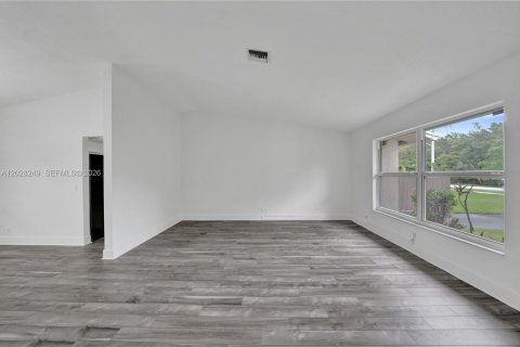 Casa en venta en Dania Beach, Florida, 3 dormitorios, 183.76 m2 № 2177287 - foto 11