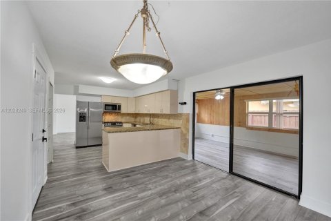 Casa en venta en Dania Beach, Florida, 3 dormitorios, 183.76 m2 № 2177287 - foto 25