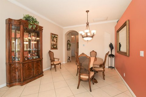 Casa en venta en Port St. Lucie, Florida, 2 dormitorios, 177.63 m2 № 2398031 - foto 8
