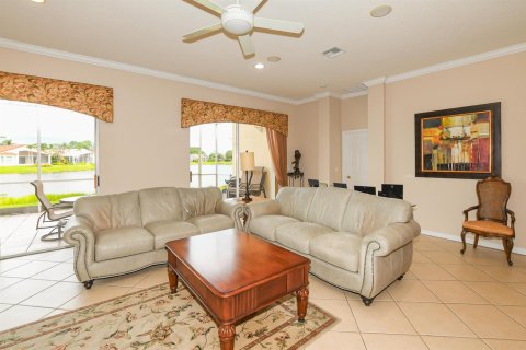 Casa en venta en Port St. Lucie, Florida, 2 dormitorios, 177.63 m2 № 2398031 - foto 10