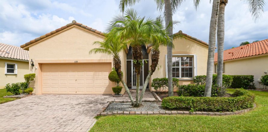 Casa en Port St. Lucie, Florida 2 dormitorios, 177.63 m2 № 2398031