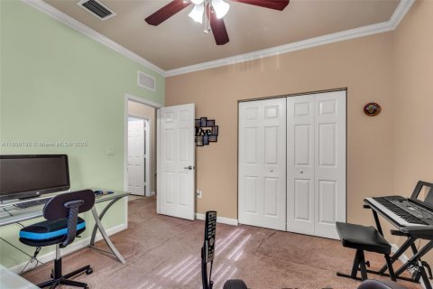 Touwnhouse à vendre à Miami, Floride: 3 chambres, 154.78 m2 № 1880140 - photo 21
