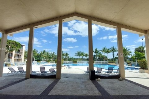 Condo in Miami, Florida, 1 bedroom № 1934324 - photo 28