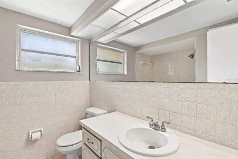 Villa ou maison à vendre à Port Richey, Floride: 2 chambres, 117.43 m2 № 2258894 - photo 10