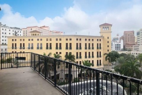 Condo in Coral Gables, Florida, 3 bedrooms  № 2027131