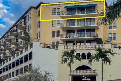 Condo in Coral Gables, Florida, 3 bedrooms  № 2027131 - photo 26