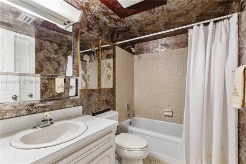 Copropriété à vendre à Hollywood, Floride: 2 chambres, 83.61 m2 № 2041966 - photo 27