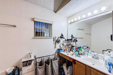 Villa ou maison à vendre à Minneola, Floride: 4 chambres, 155.33 m2 № 2436779 - photo 19