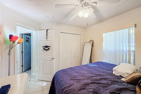 Villa ou maison à vendre à Minneola, Floride: 4 chambres, 155.33 m2 № 2436779 - photo 23
