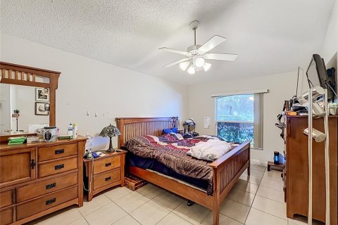 Villa ou maison à vendre à Minneola, Floride: 4 chambres, 155.33 m2 № 2436779 - photo 16