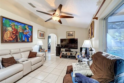Villa ou maison à vendre à Minneola, Floride: 4 chambres, 155.33 m2 № 2436779 - photo 15