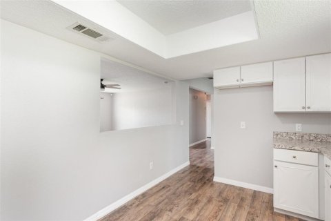 Casa en venta en DeBary, Florida, 2 dormitorios, 115.48 m2 № 1865958 - foto 11