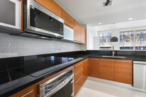 Condominio en venta en Miami, Florida, 2 dormitorios, 120.12 m2 № 1981770 - foto 11