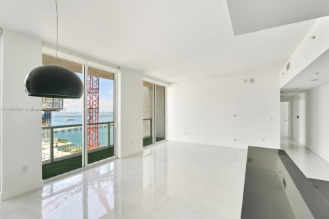 Condominio en venta en Miami, Florida, 2 dormitorios, 120.12 m2 № 1981770 - foto 8