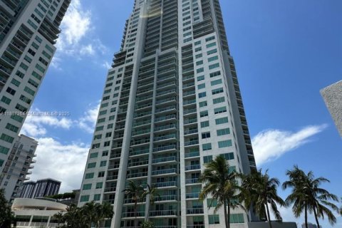 Condominio en venta en Miami, Florida, 2 dormitorios, 120.12 m2 № 1981770 - foto 28