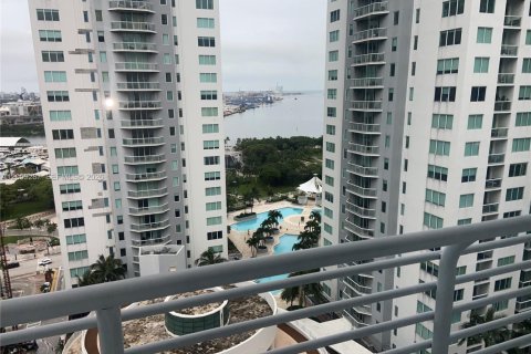 Condo in Miami, Florida, 2 bedrooms  № 2397445