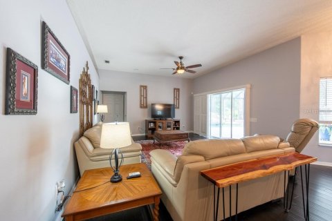 House in Plant City, Florida 4 bedrooms, 229.19 sq.m. № 1677981 - photo 6