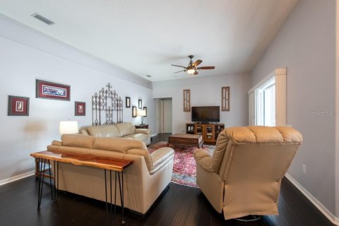 House in Plant City, Florida 4 bedrooms, 229.19 sq.m. № 1677981 - photo 5