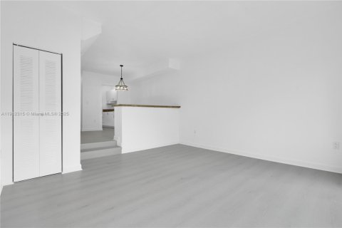 Купить кондоминиум в Майами, Флорида 2 спальни, 125.42м2, № 1968281 - фото 3