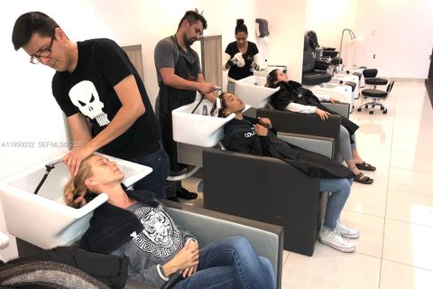 Immobilier commercial à vendre à Hollywood, Floride № 2054621 - photo 3