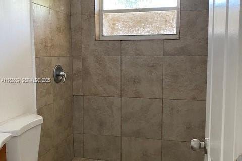 Снять в аренду виллу или дом в Холливуд, Флорида 3 спальни, 111.48м2, № 1991578 - фото 8