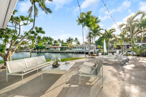 House in Key Biscayne, Florida 5 bedrooms, 439.06 sq.m. № 1937494 - photo 6