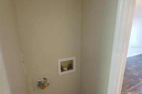 House in Palm Harbor, Florida 2 bedrooms, 92.9 sq.m. № 2198495 - photo 3