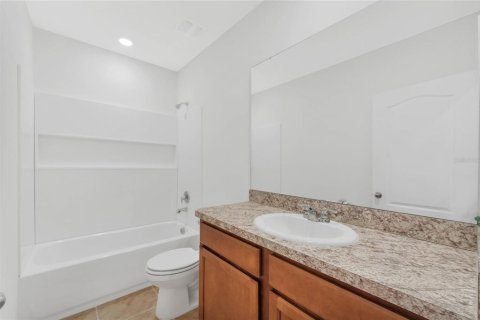 Adosado en alquiler en Davenport, Florida, 3 dormitorios, 155.43 m2 № 1821239 - foto 2