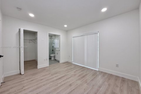 Touwnhouse à vendre à Doral, Floride: 3 chambres, 128.21 m2 № 2086101 - photo 18