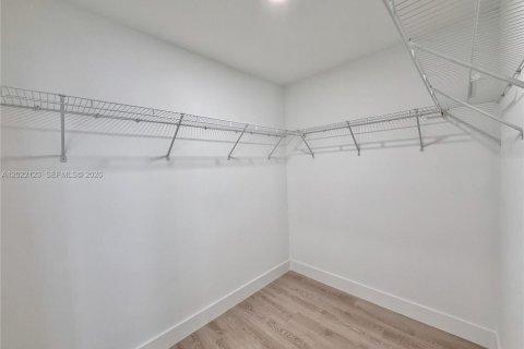 Touwnhouse à vendre à Doral, Floride: 3 chambres, 128.21 m2 № 2086101 - photo 20
