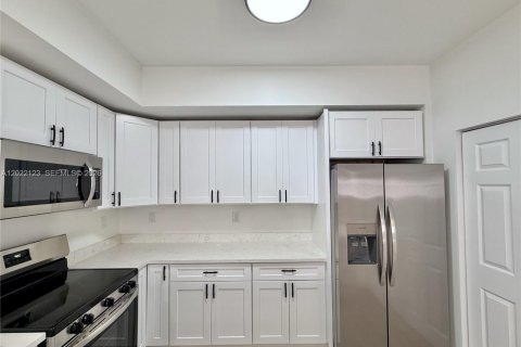 Touwnhouse à vendre à Doral, Floride: 3 chambres, 128.21 m2 № 2086101 - photo 7