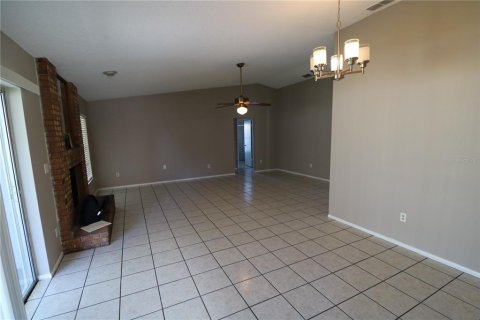 Villa ou maison à louer à Tampa, Floride: 4 chambres, 142.98 m2 № 2388271 - photo 17