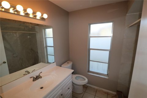 Villa ou maison à louer à Tampa, Floride: 4 chambres, 142.98 m2 № 2388271 - photo 12