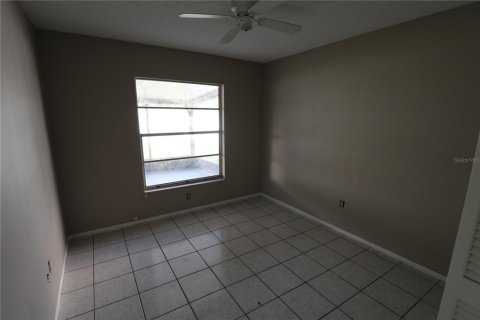 Villa ou maison à louer à Tampa, Floride: 4 chambres, 142.98 m2 № 2388271 - photo 13