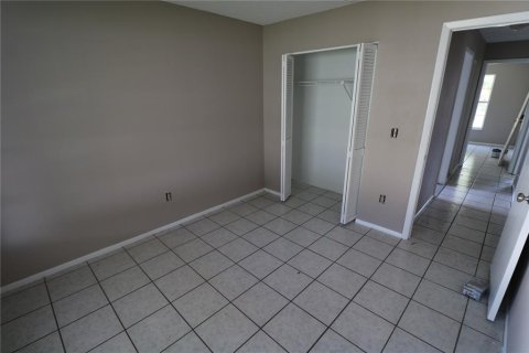 Villa ou maison à louer à Tampa, Floride: 4 chambres, 142.98 m2 № 2388271 - photo 14