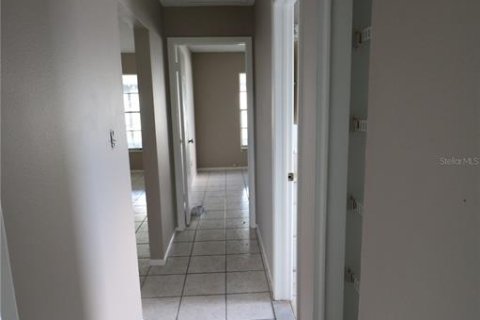 Villa ou maison à louer à Tampa, Floride: 4 chambres, 142.98 m2 № 2388271 - photo 11