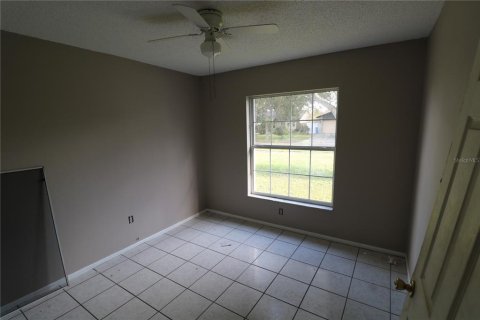 Villa ou maison à louer à Tampa, Floride: 4 chambres, 142.98 m2 № 2388271 - photo 10