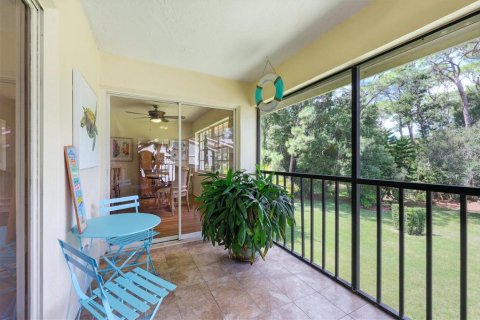 Condo in Sarasota, Florida, 2 bedrooms № 2393742 - photo 10