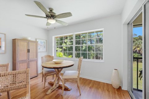 Condo in Sarasota, Florida, 2 bedrooms № 2393742 - photo 24