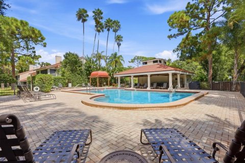 Condo in Sarasota, Florida, 2 bedrooms № 2393742 - photo 3