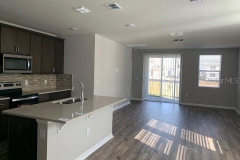 Villa ou maison à louer à Clermont, Floride: 4 chambres, 200.67 m2 № 2388373 - photo 5