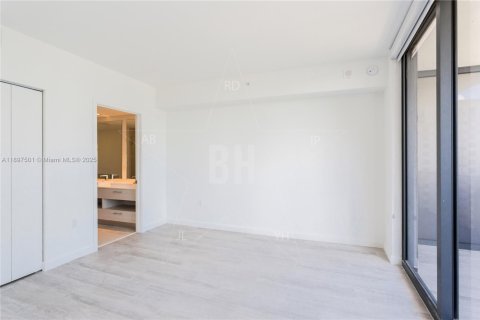 Condominio en venta en Miami, Florida, 2 dormitorios, 97.83 m2 № 1949089 - foto 8