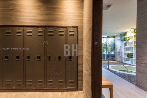 Condominio en venta en Miami, Florida, 2 dormitorios, 97.83 m2 № 1949089 - foto 26