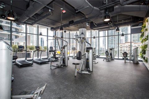 Condominio en venta en Miami, Florida, 2 dormitorios, 97.83 m2 № 1949089 - foto 23