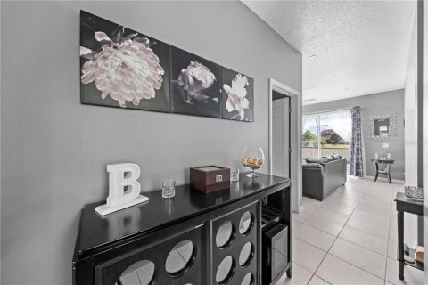 House in Kissimmee, Florida 5 bedrooms, 259.38 sq.m. № 1914623 - photo 14