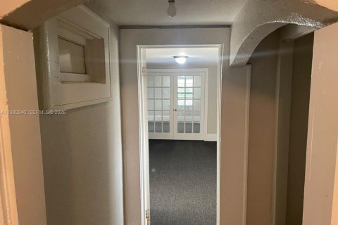 Immobilier commercial à vendre à Jacksonville, Floride: 293.57 m2 № 2189335 - photo 6