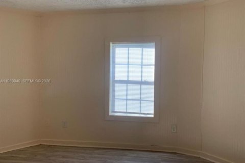 Immobilier commercial à vendre à Jacksonville, Floride: 293.57 m2 № 2189335 - photo 11